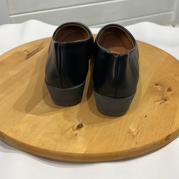 Love Brand Women’s Black Slip-on Loafers - size 43 - Picture 4 of 7